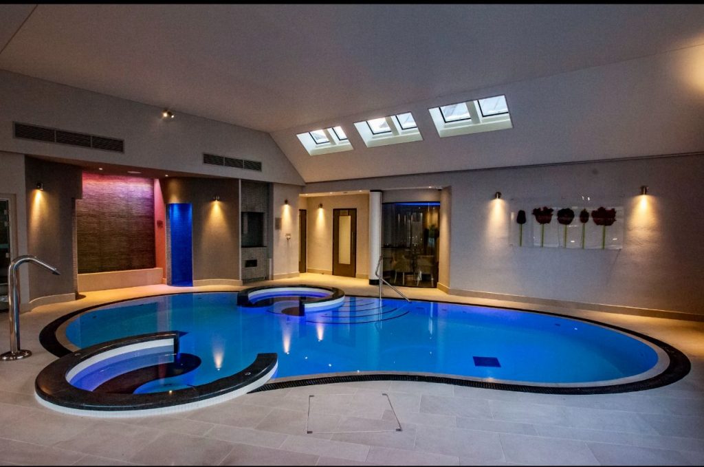 commercial hotel swimming pool in cotswolds